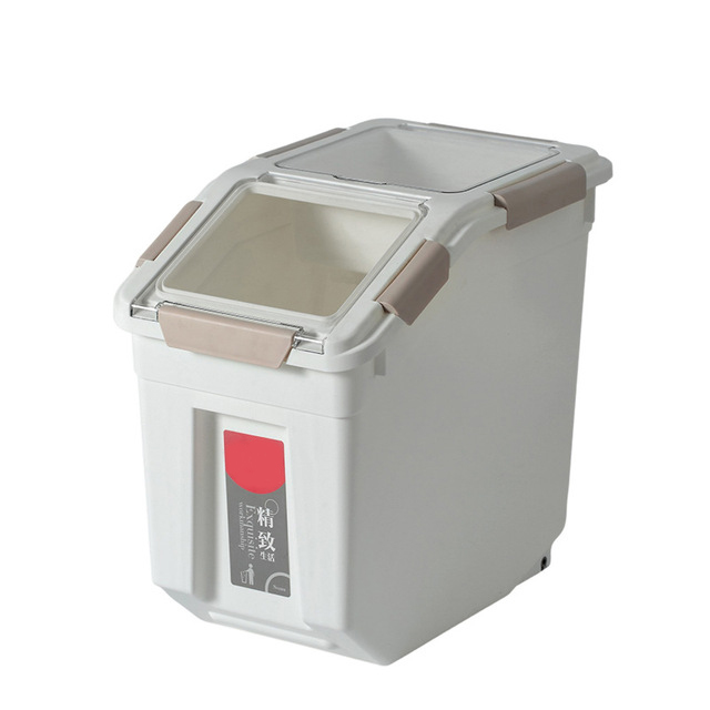 High Quality Dog Food Storage With Locking Lid Food Barrels With Measuring Cup Edge Smooth Plastic Pet Food Bucket