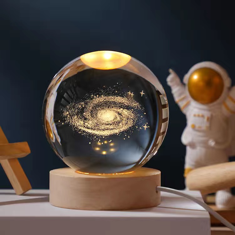 3D Galaxy гравированный лазерный хрустальный шар со светодиодным освещением деревянная основа