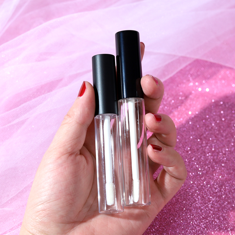 Manufacturer Customizes Hot Sale Style Big Wand Lipgloss Tube Frost Squeeze Tubes Wand Packaging for Lip Gloss