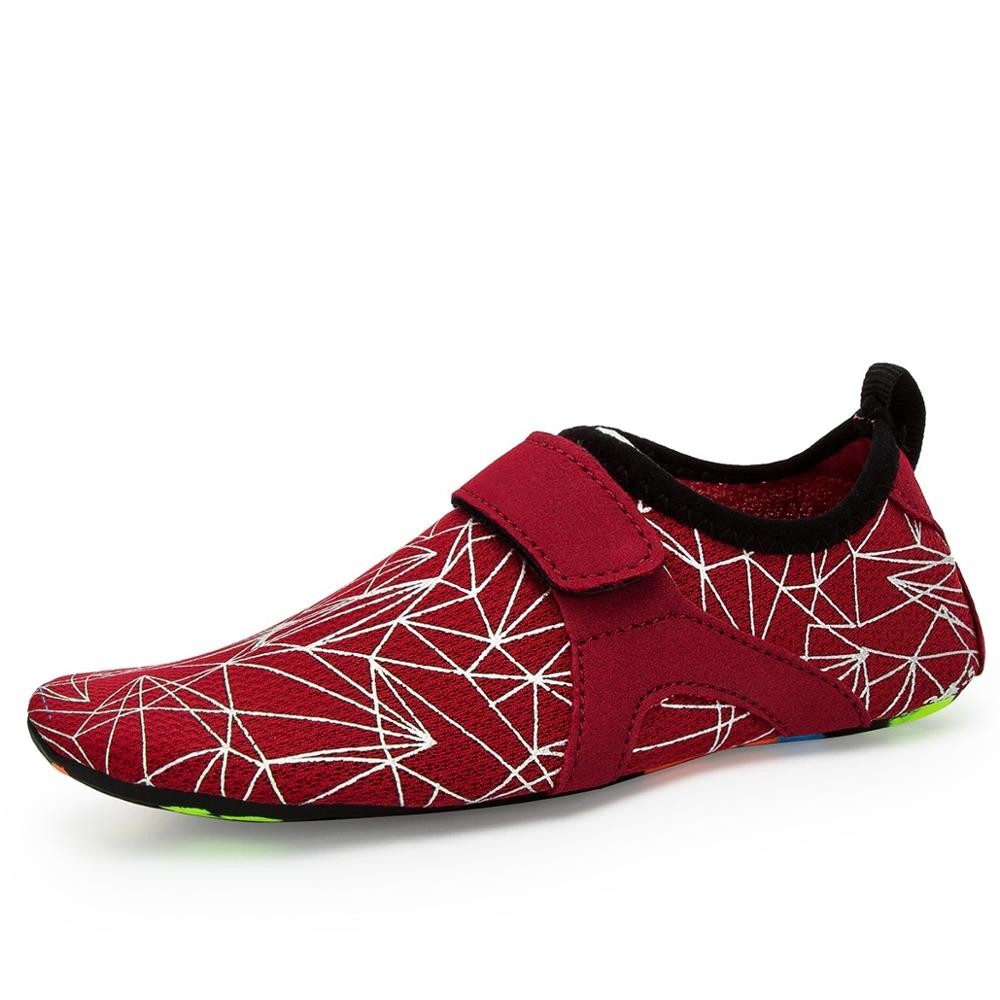 Drop Shipping Water Shoes Quick Drying Beach Walking Shoes Indoor Sports Shoes For Kids Women