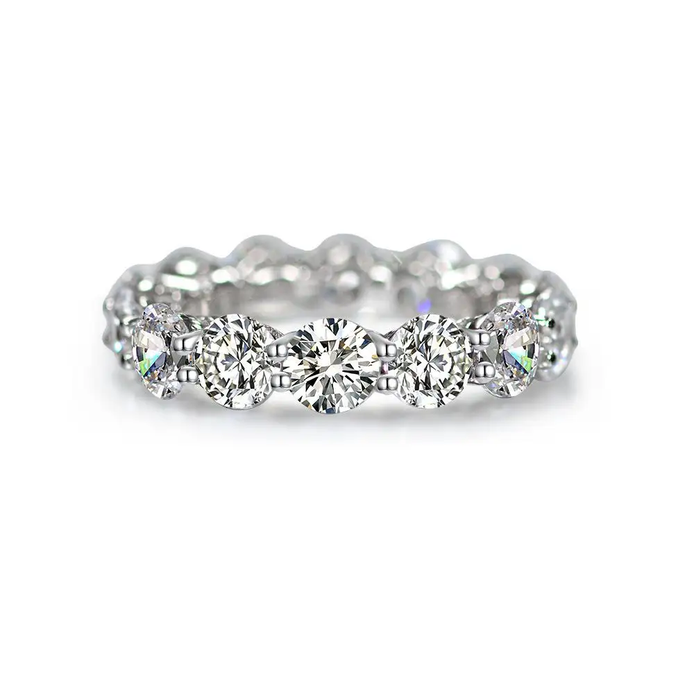 Luxury 925 Sterling Silver Round Cut Created Moissanite Diamond Ring Band