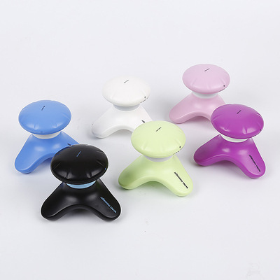 Wholesale Handheld Massage Tools Mini Portable Battery Electric Vibrating Body Frog Massager for Head