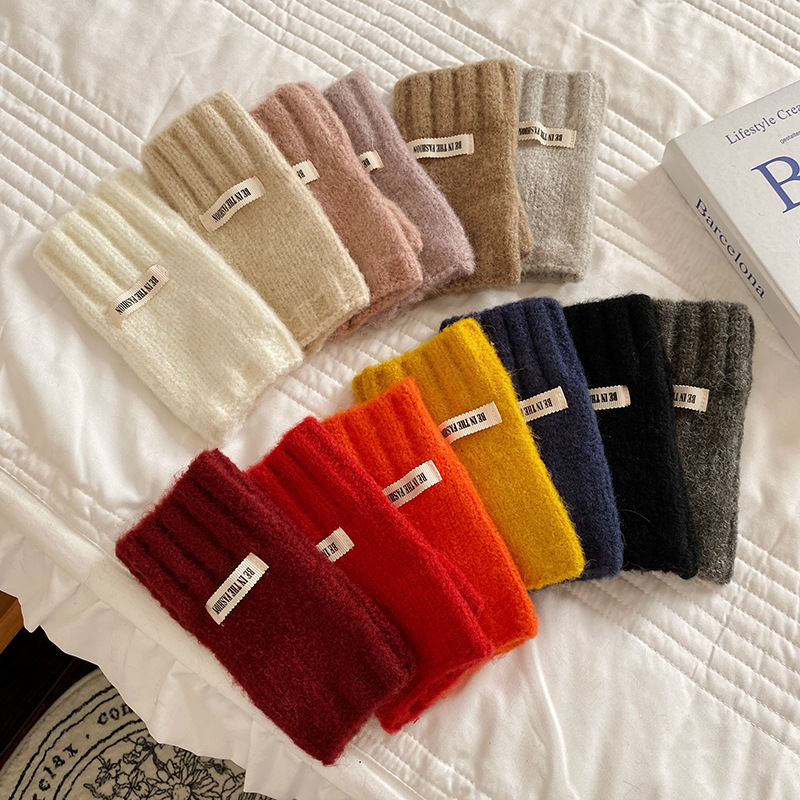 Ladies Knitted Mittens Gloves Winter Thick Mittens Crochet Fingerless Gloves Winter Ladies Women's Smooth Wool Gloves in Bulk