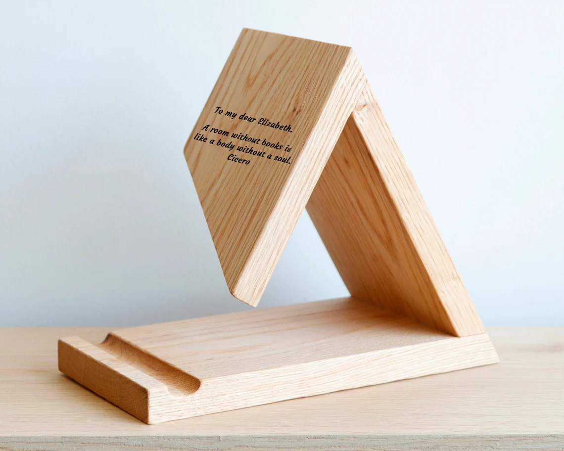 Rustic Wood Triangle Book Stand Bookmark Reading Rest Rack Cookbook Storage Shelf For book lover
