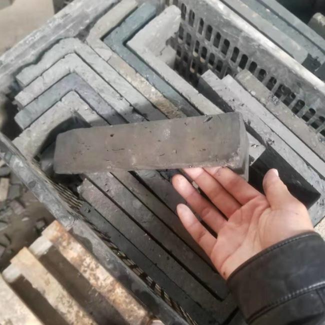Восстановленные серые Угловые кирпичи