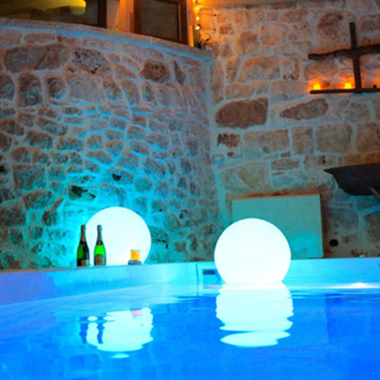 LED Floating Pool Light Ball with Remote Control 16 RGB Colors Waterproof Outdoor Decor, Portable Changeable Night Light