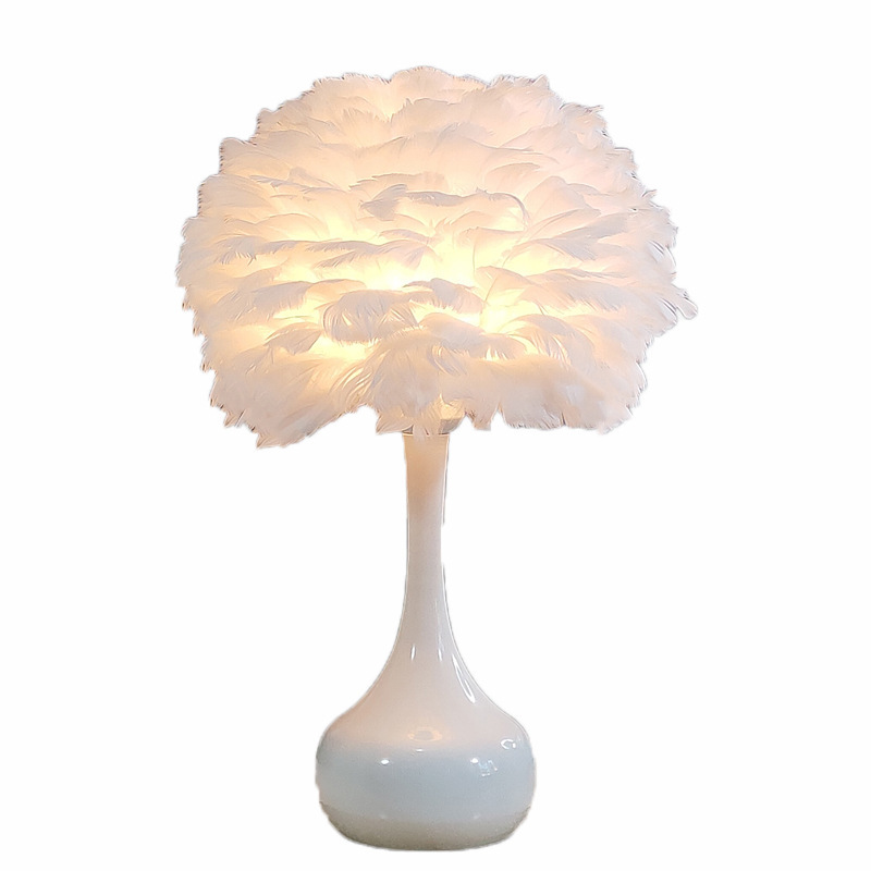 Fashion Decorative Light Simple Goose Feather Table Lamps Romantic Bedside Night Light for Girls