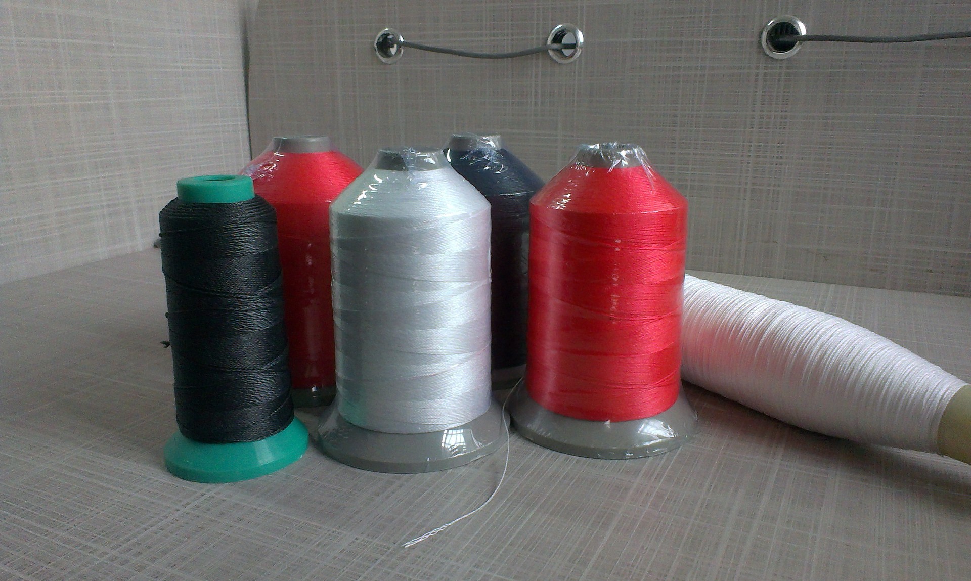 PTFE устойчивость к воздействию высоких температур швейных ниток для индустрии цедильный Мешок Сборника Пыли