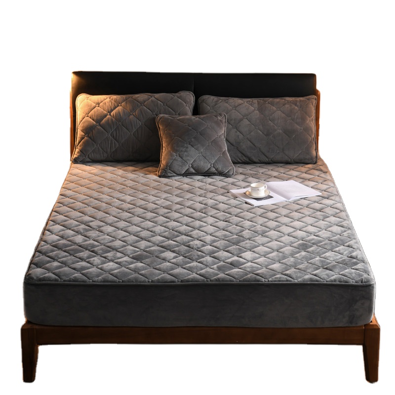 Short Plush Thicken Quilted Mattress Cover Queen Single Customized Bed Cover Soft Warm Quilting Fitted Sheet Wholesale
