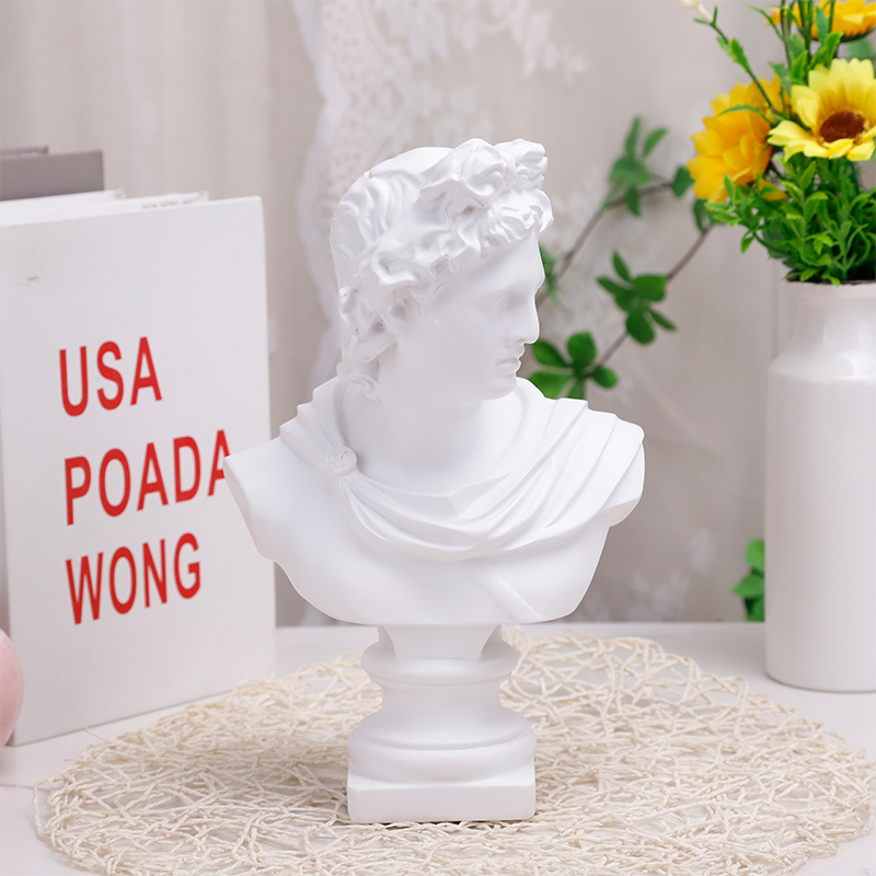 Redeco Unique Art Statue David Simple Figure Sculpture White Resin Artistic Human Body Bust Figurine For Gifts Home Decoration