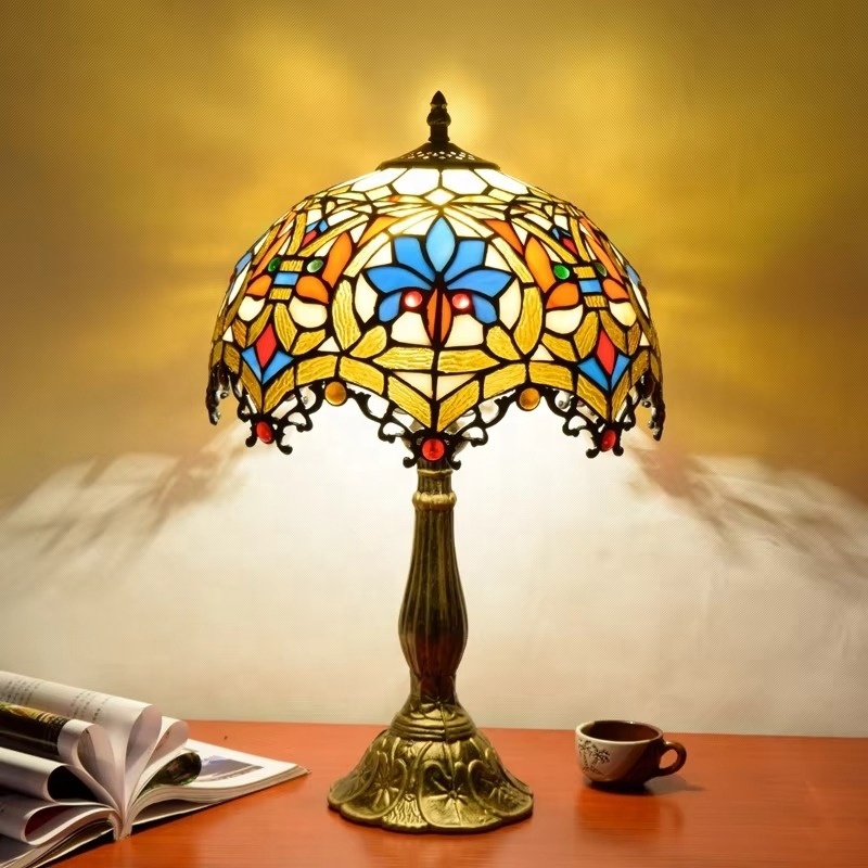 European American eye protection light source table lamp with adjustable brightness, retro home bedroom night light