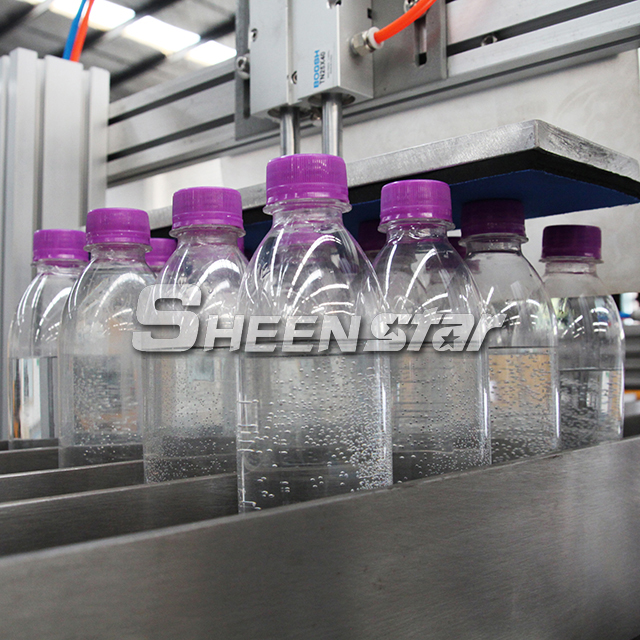 Машина для розлива газированной воды