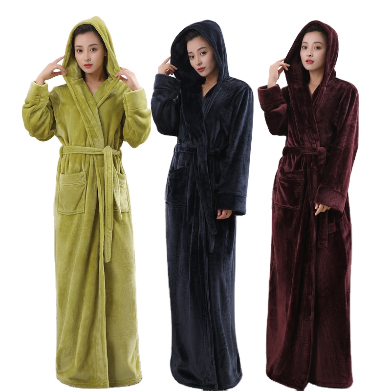 Wholesale custom men's and women's autumn and winter hooded flannel pajamas thick warm coral velvet bathrobe lovers pajamas