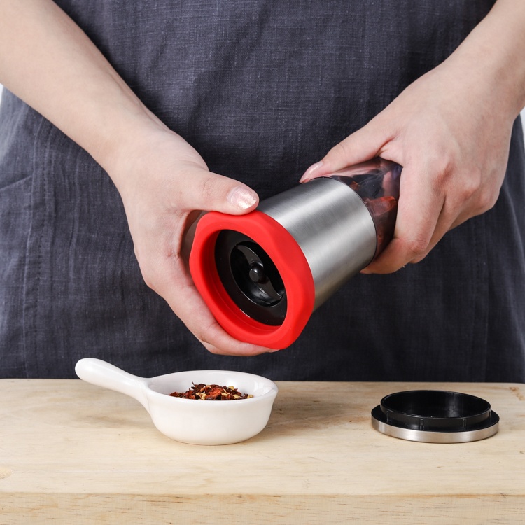 18/8 Stainless Steel Silicone Ring Chili Mill With 80ml Glass Jar