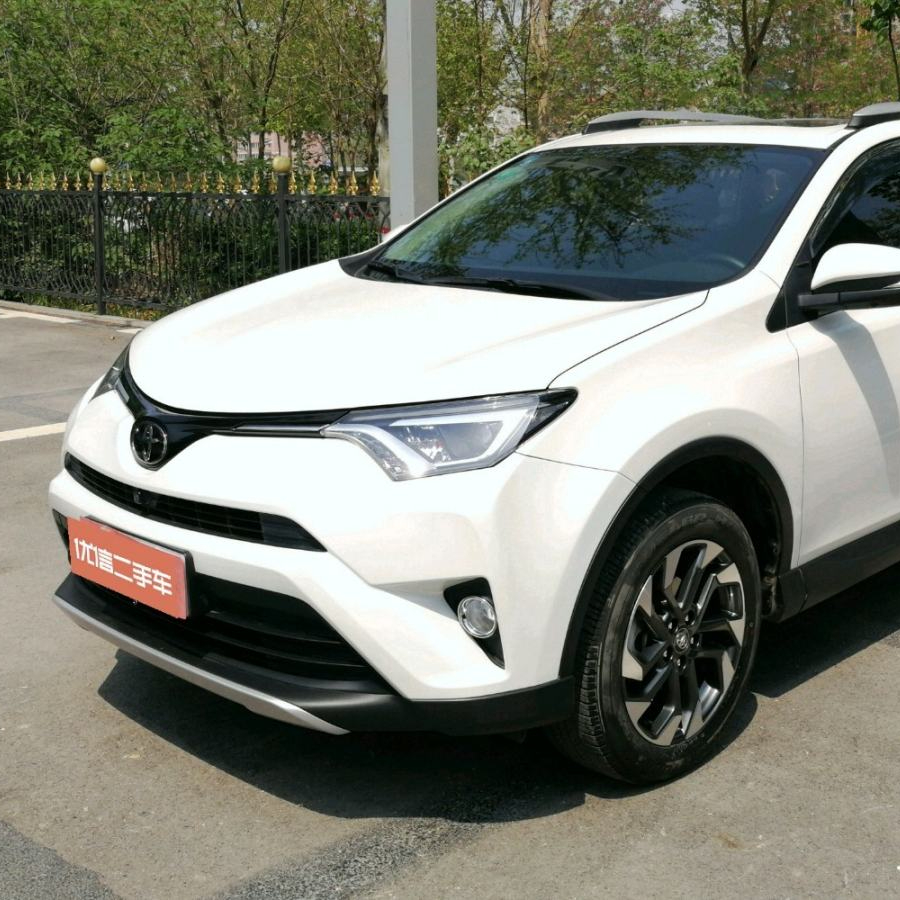 Подержанные автомобили Toyota RAV4 2017 г., автоматическая коробка передач 2 л по очень конкурентоспособной цене (30 шт.)