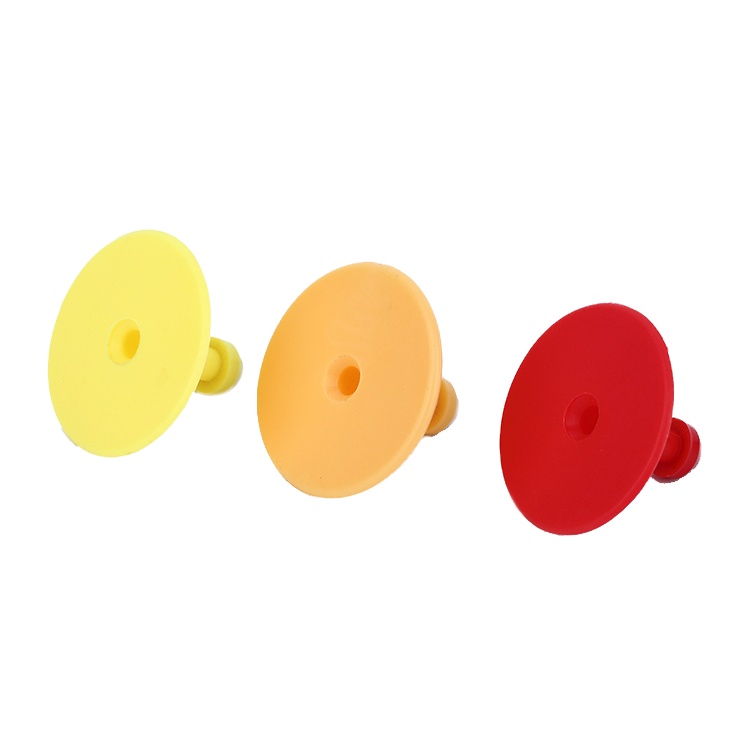 Best Selling RFID UHF Animal Ear Tag Applied for Sheep/Cattle/Rabbit/Pet Tracking and Managing