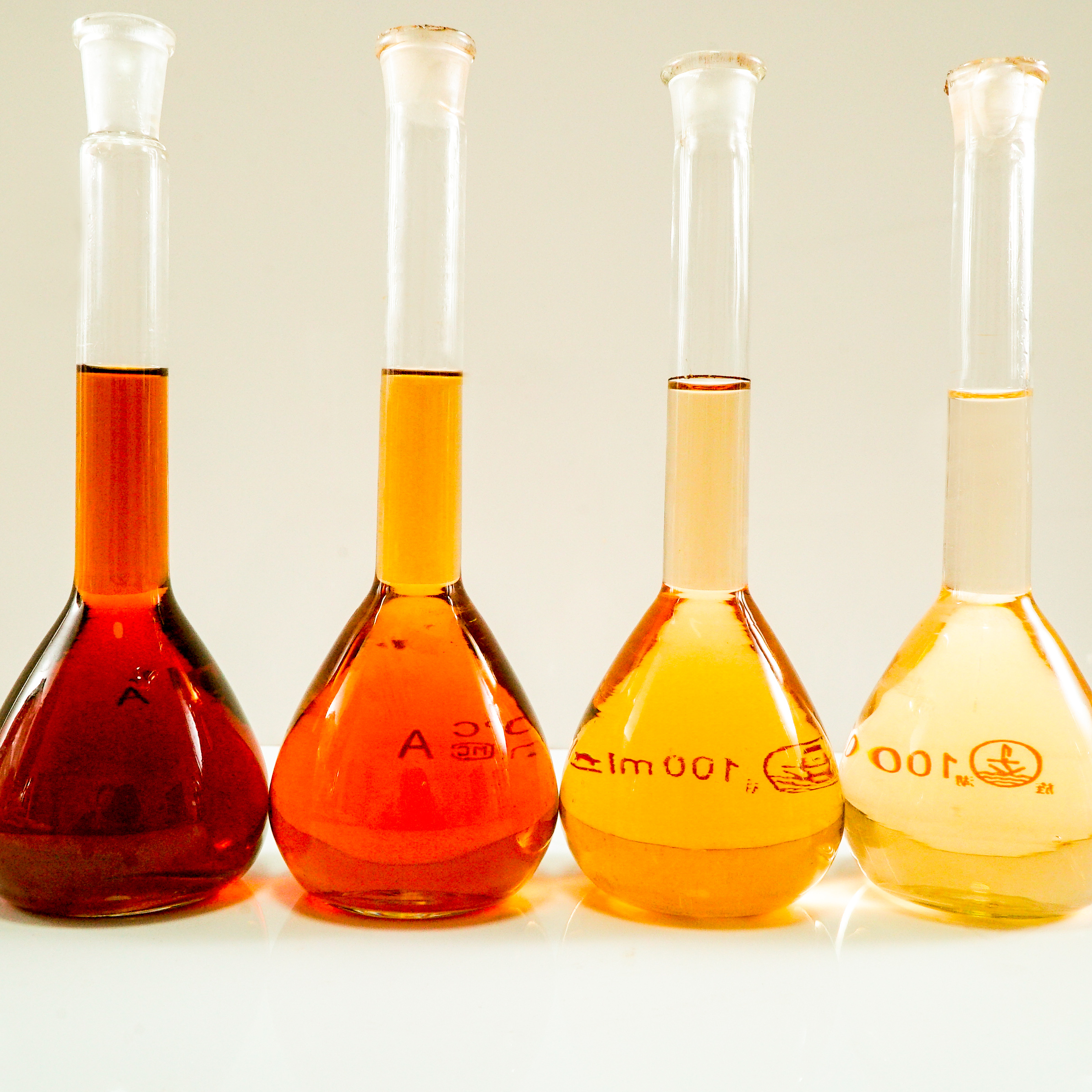 Оптовая продажа, пищевая добавка Foodchem, цветные красители, ароматизатор, порошок, жидкий пищевой карамельный краситель