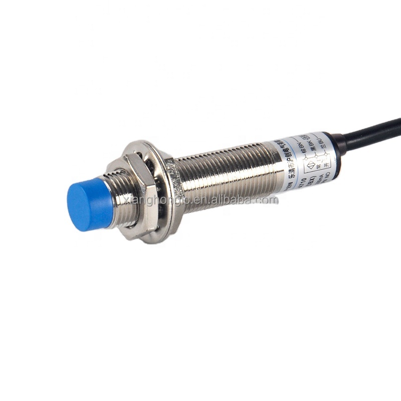 LJ12A3-4-Z/BX Новый и оригинальный M12 Бесконтактный переключатель LJ12A3-4-Z/BX/BY/AX/AY/EZ/DZ/EX/DX трехпроводный 24 В нормально открытый