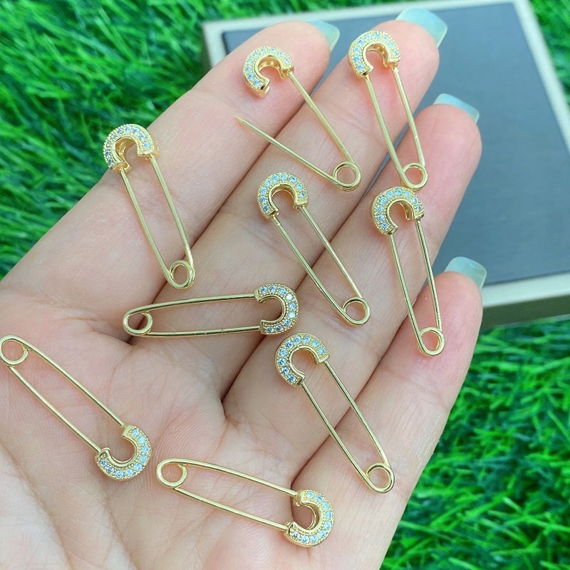 Wholesale Cz Jewelry Finding Simple 18K Gold Plated Paper Clips DIY Accessories Necklace Pendant