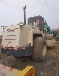 Б/у секундная стрелка BOMAG BW217D-2 BOMAG BW24R б/у каток