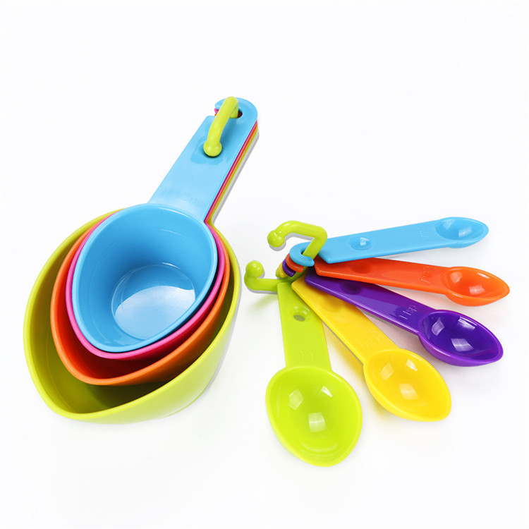 9 pieces colorful kitchen tool plastic measuring spoon and measuring cup set for baking cooking