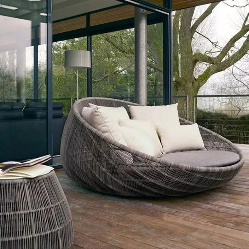 Leisure patio outdoor furniture wicker chaise lounge rattan day bed
