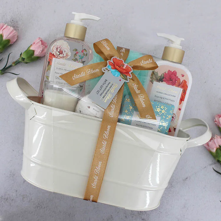 Spa bathtub Bath Gift And Body Care Set Wholesales Works Luxury Xiamen Holiday Greetings in Customized Package
