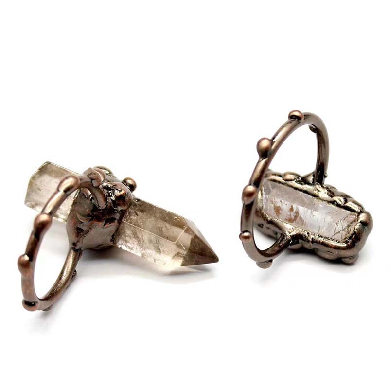 wholesale natural raw point crystal metalwork bronze ring clear energy ring original design jewelry