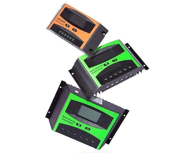 30A Solar Charger Controller Solar Panel Battery Intelligent Regulator with Dual USB Port Auto 12/24V PWM Positive Ground