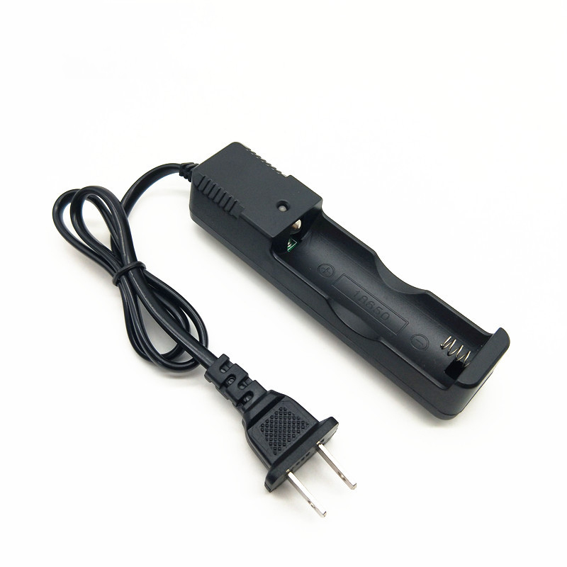 Universal 1 slot Battery USB Charger Smart Chargering for Rechargeable Batteries Li-ion 18650 26650 14500