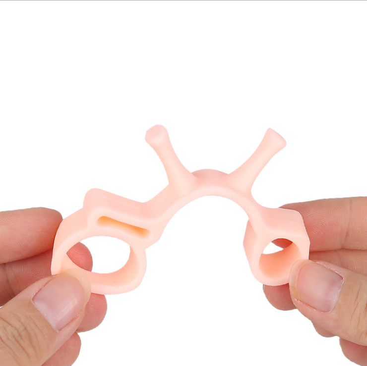 Wholesale supply of soft and comfortable toe overlap separator hallux valgus correction SEBS bridge five-hole split toe set