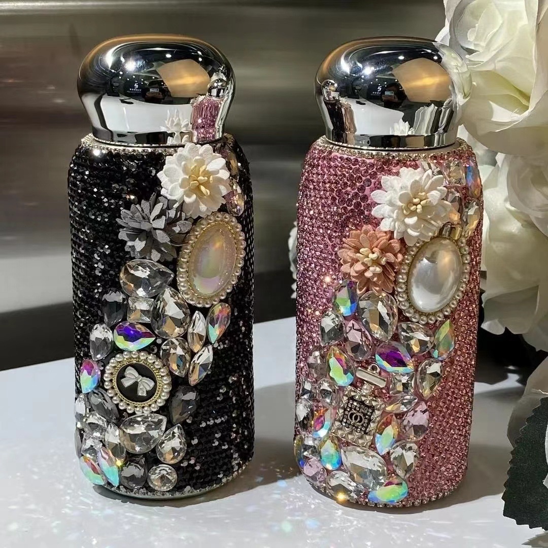 Oem Designer Bling Crystal Tumbler Water Bottles Wholesale Diamond Thermos Rhinestone Tumbler Drinking Water Glass Cup Luxury