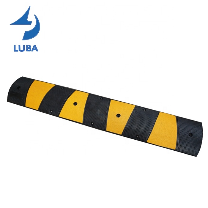 1830X300X60Mm School Shopping Center Road Protection Custom Black Yellow Portable Rubber Speed Hump