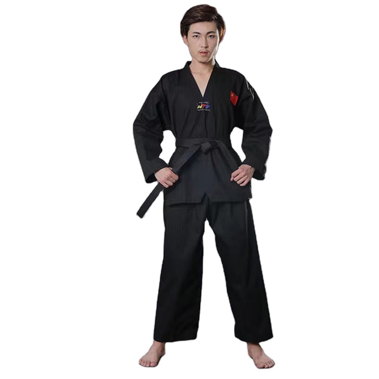 Low Price Multi-Colored Polyester / Cotton Polyester / Cotton Taekwondo Uniform Suits for Family
