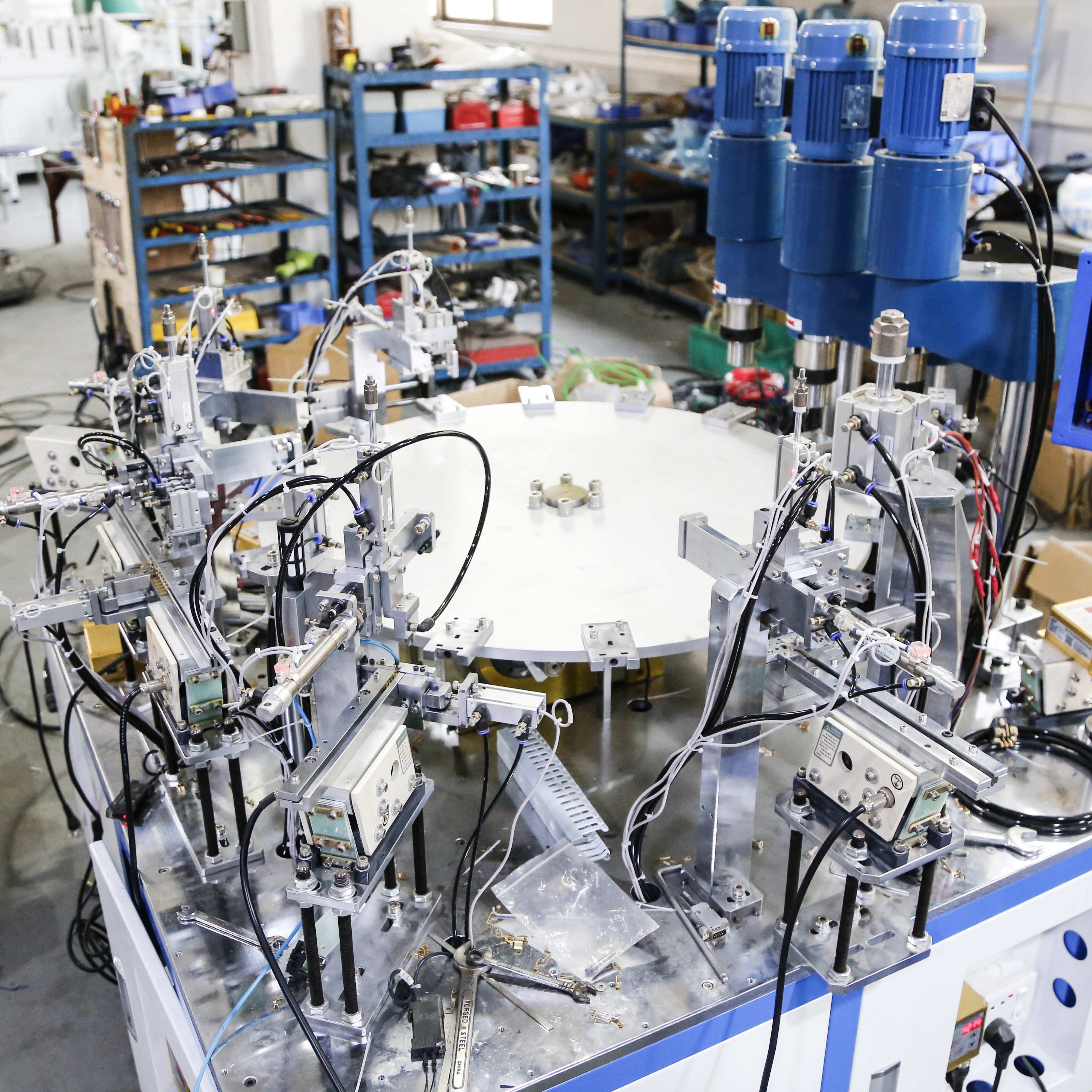 Евро штепсельная втулка сборки автоматическое machine-YH-011A -07