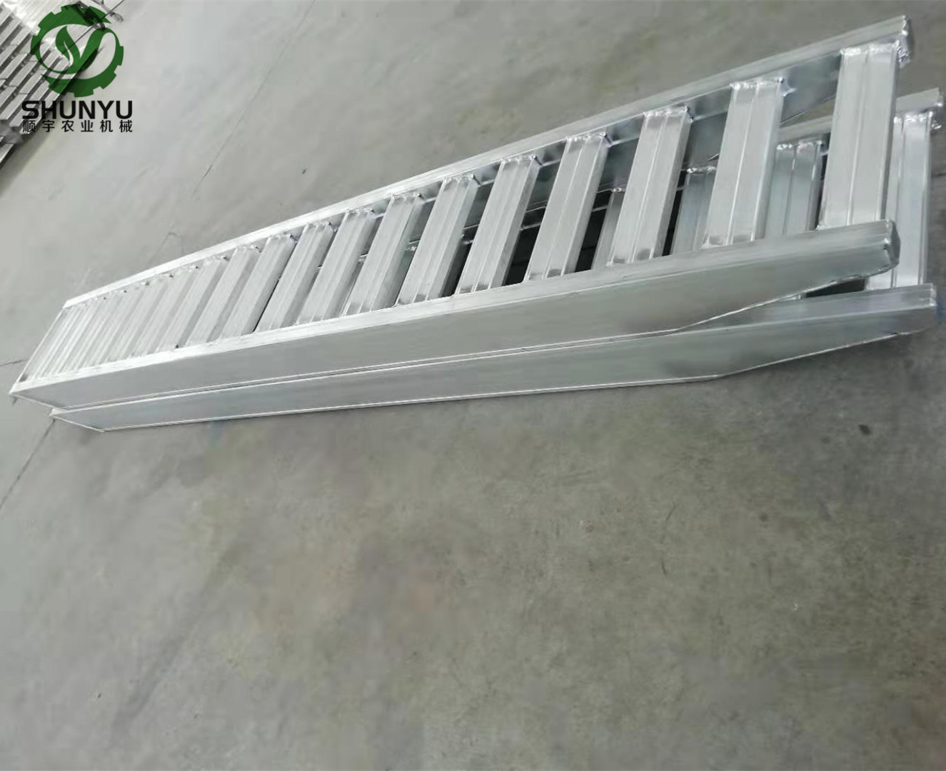 Пандус Champ 4Ton 2,3 м алюминиевые болты
