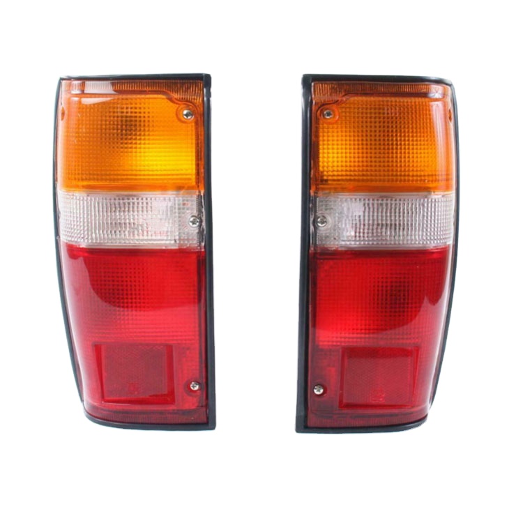 Задний фонарь для 84 85 86 87 88 TOYOTA HILUX MK2 LN65 YN65 2/4WD PICKUP 81550-39825