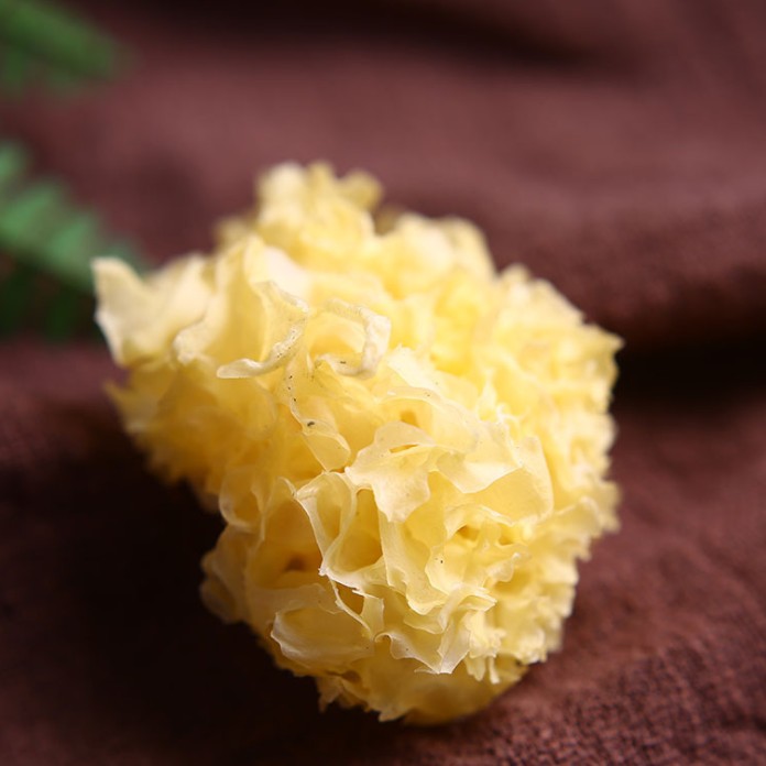 Высокое качество органические tremella fuciformis серебряные уши гриб сушеный белый гриб