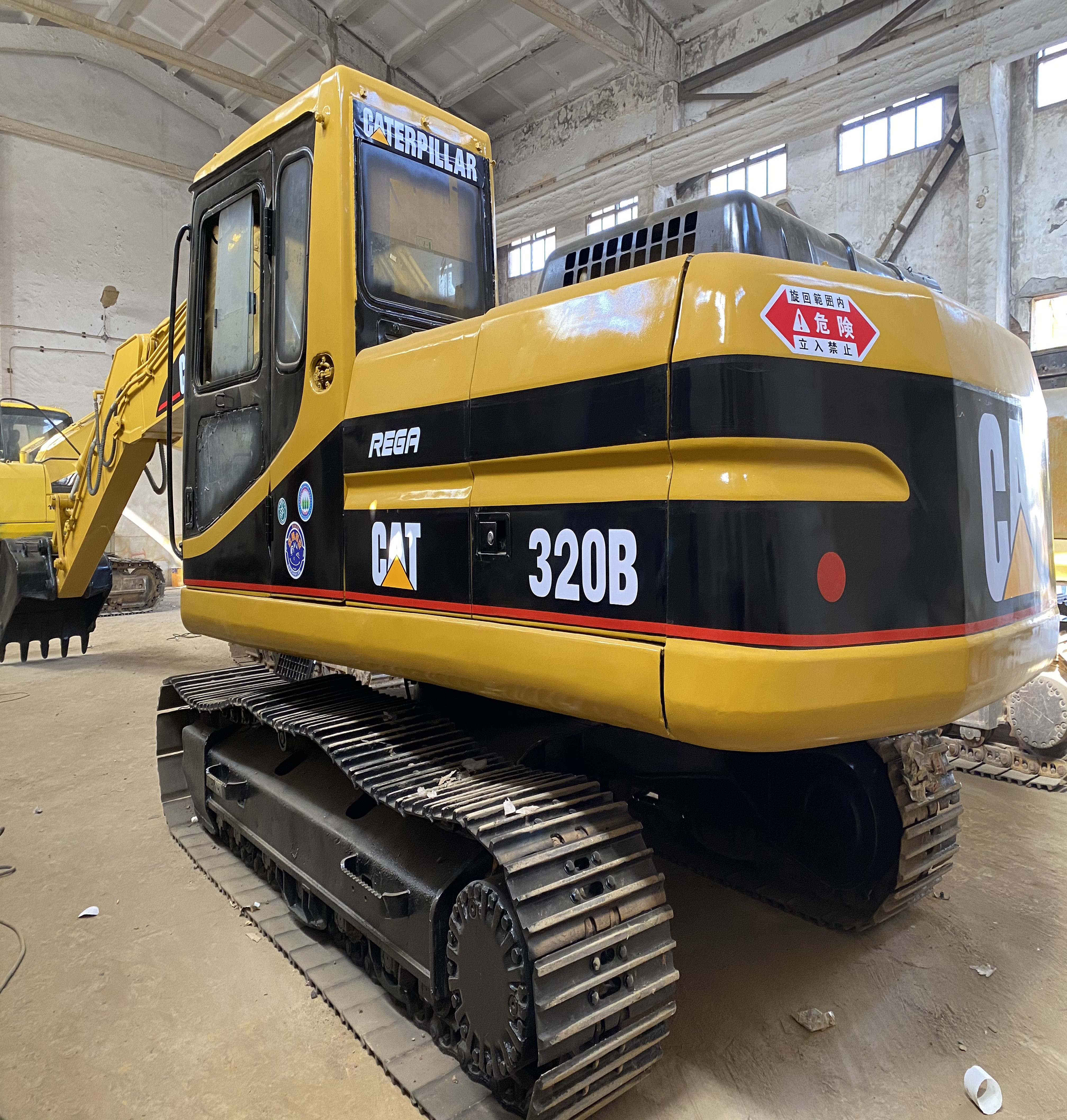 Оригинальный Хорошее состояние высокое качество используется CAT 320B Экскаватор для продажи