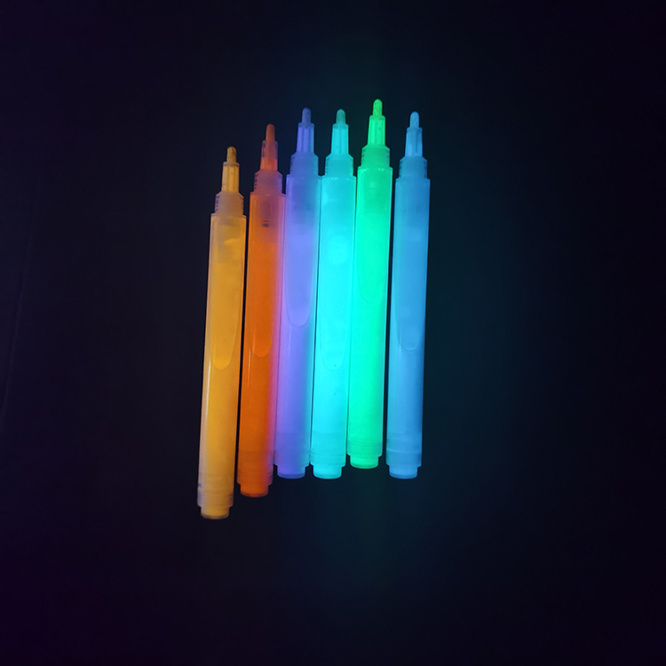 ceo-friendly dry erase bueaty nite luminous glowing permanent marker pen that glows in the dark officeworks