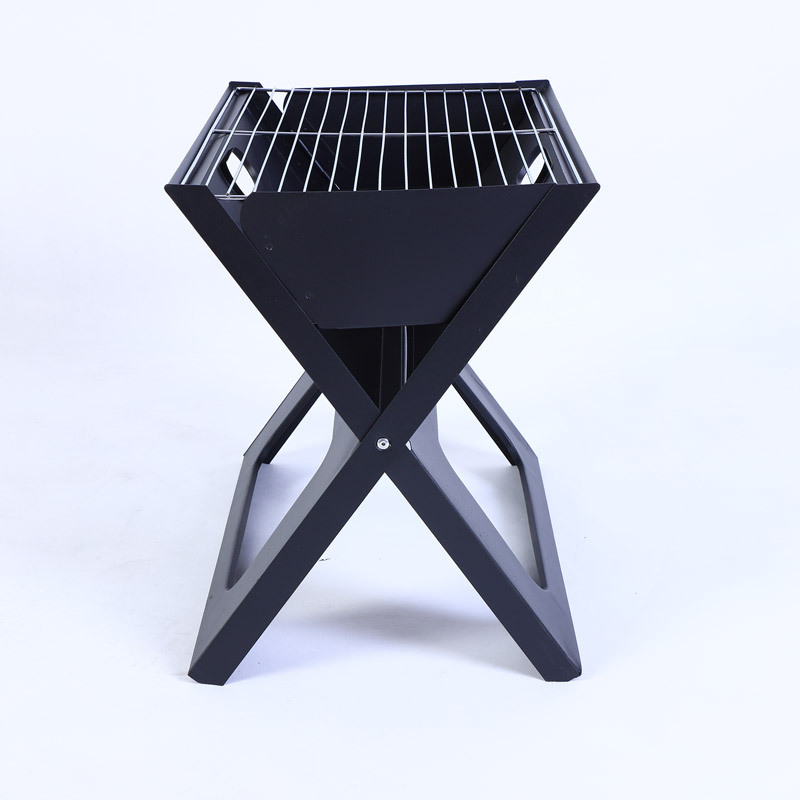 New Design Portable Outdoor activities Open Fire Grills Small size Easy carrying with Storage carton box