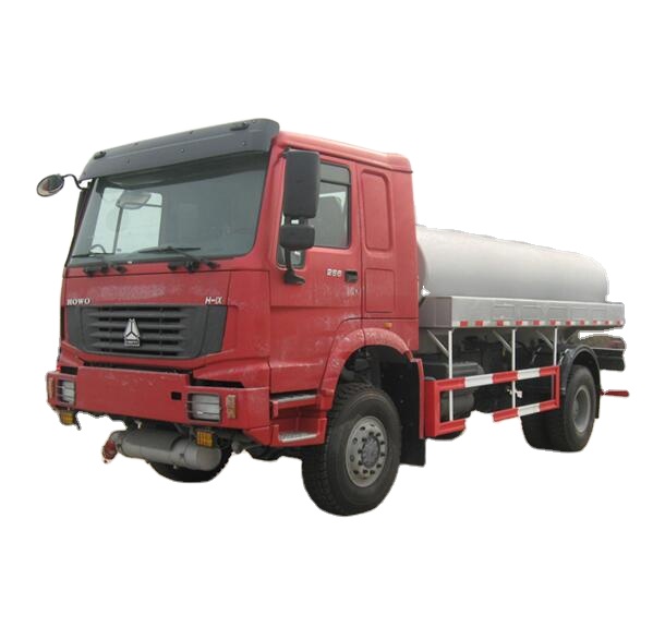 SINOTRUK HOWO 266hp 4x2 водяной разбрызгиватель bowse