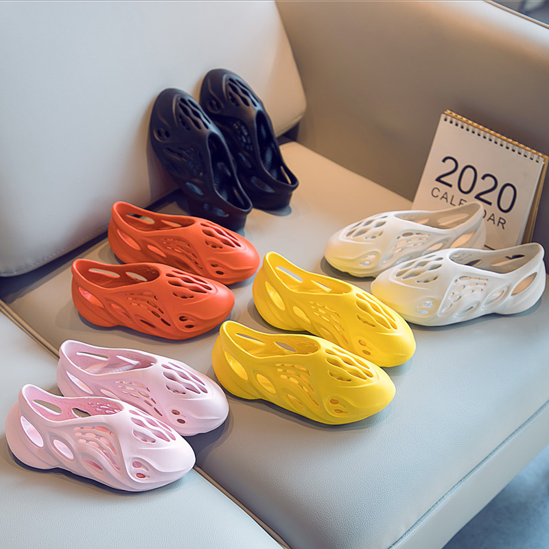 2021 Wholesale Summer Kids Fashion Slipper Beach Sandals Jelly Water Shoes Footwear For Girls Boys