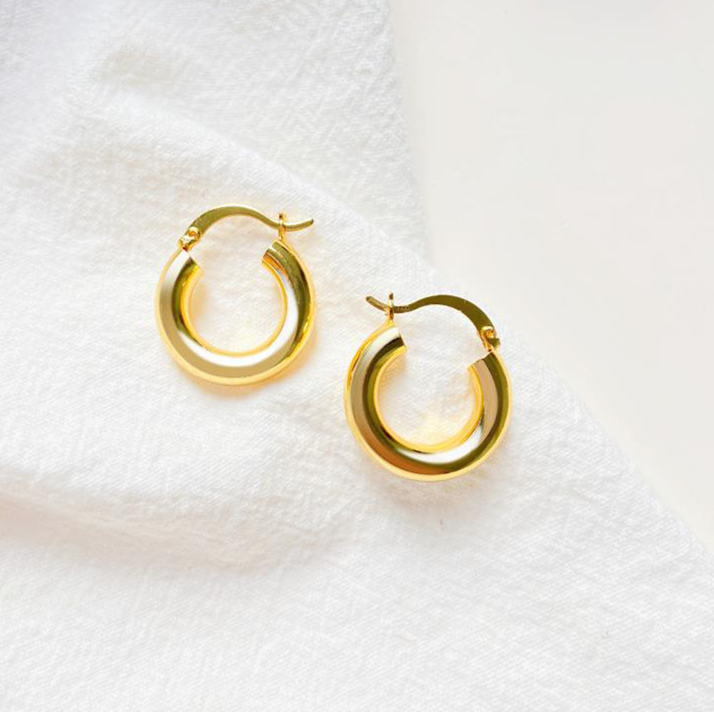 2021 New Vintage Style 18K Gold Plated Stainless Steel Earrings Smooth Chunky Hoop Earrings For Women