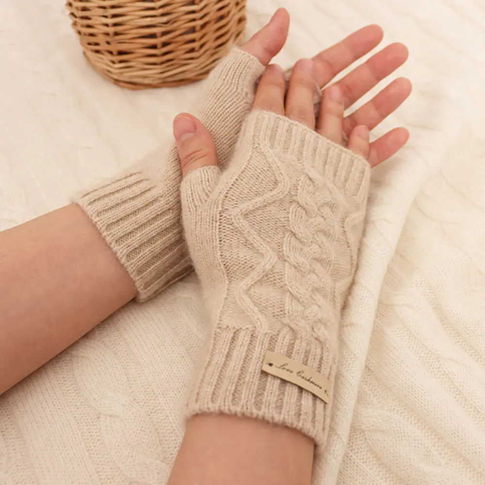 Inner Mongolia Factory Direct Sales Autumn And Winter Women's New Cable Knit Half Finger Cashmere Gloves