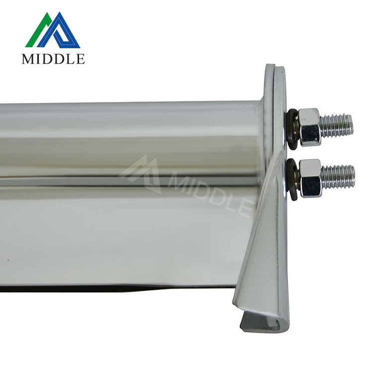 American Heavy Duty Trucks Universal Stainless Steel 45 Degree Angled Mud Flap Hanger For Freightliner Cascadia Volvo Mack