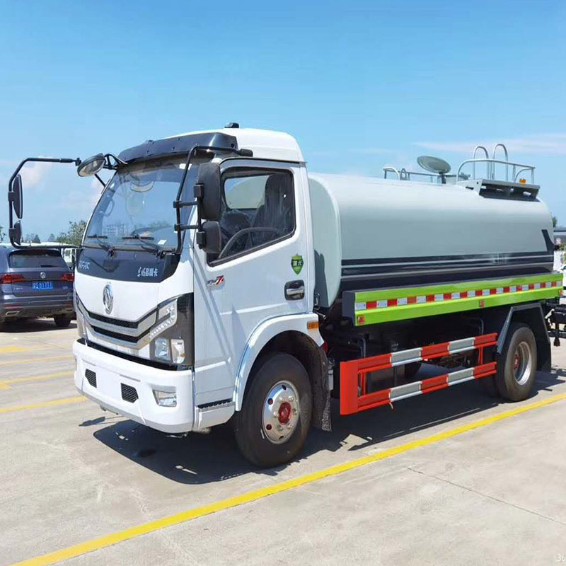 Лучшая цена Dongfeng Dolika D7 150hp 4X2 зеленый распылитель воды для продажи
