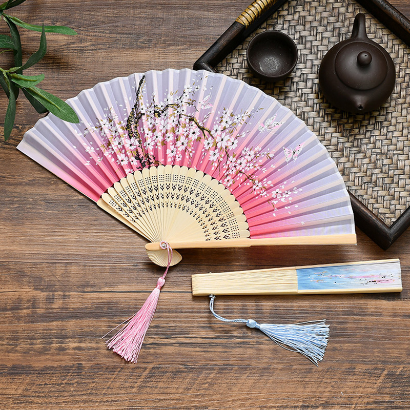 Vintage Style Silk Folding Fan Chinese Pattern Art Craft Gift Home Decoration Ornaments Dance Hand Fan T1357-11