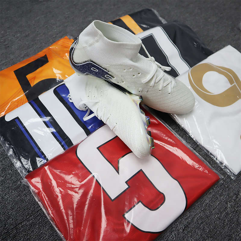 Retro/New Season Football Jersey Camisola De Futebol Soccer Uniform for Men Home & Away Soccer Wear