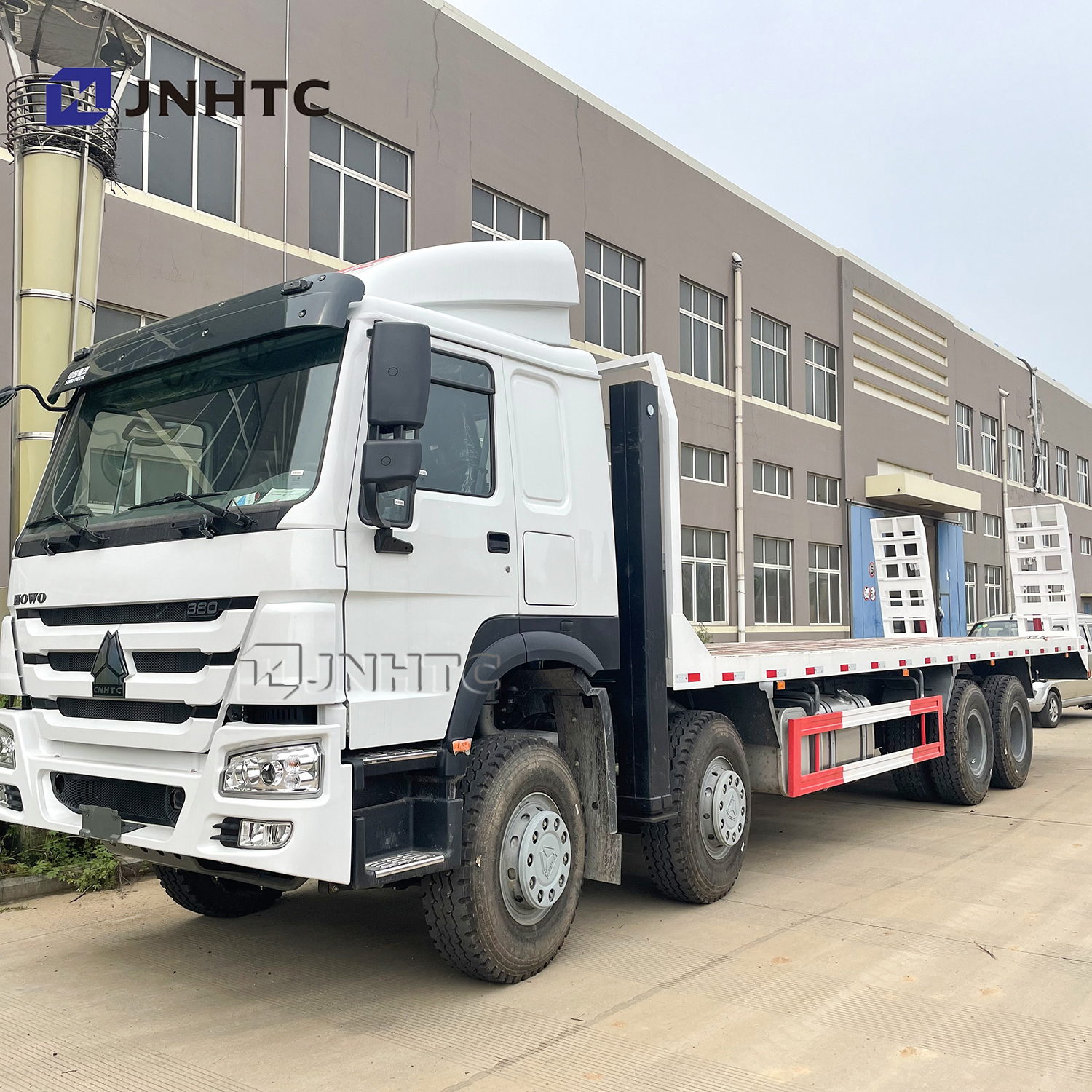 Sinotruk howo тяжелые 30 тонн планшетный эвакуатор грузовой автомобиль Китай тяжелый автомобиль HOWO 380hp 12 wheeler с машинкой транспортная тележка с трап лебедки приставной лестницы